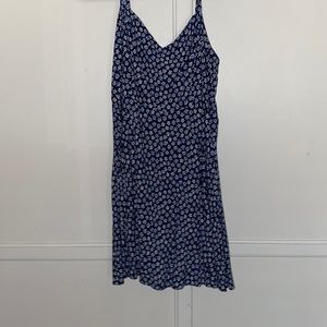 Old navy flower dress